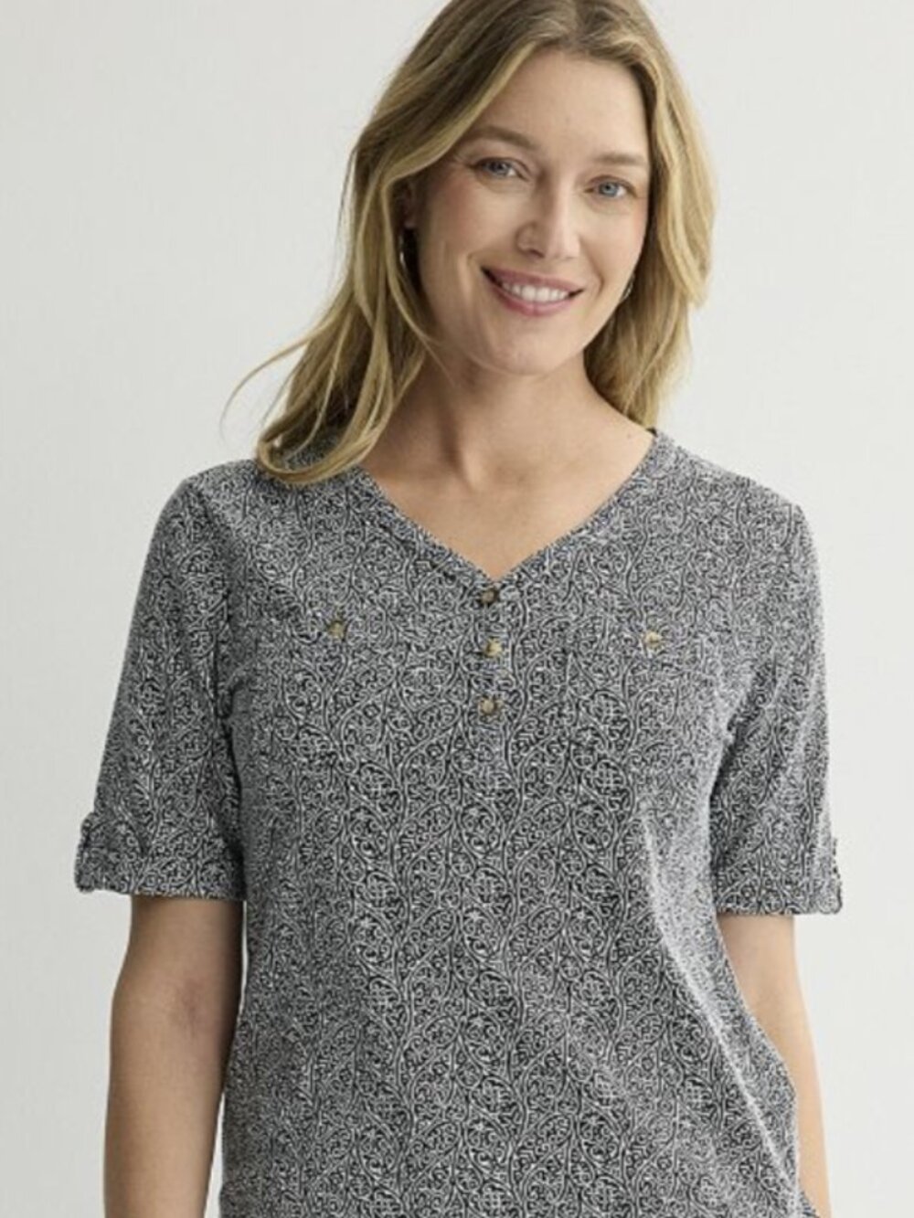 Women's Croft & Barrow®  Henley Top Size Large Black & White Print